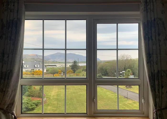 לינה וארוחת בוקר Bayview